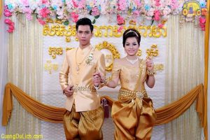 Trang-phuc-nguoi-Khmer-ngay-cuoi