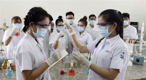 Nhiều trường Cao đẳng ngành Dược tại miền Nam đầu tư phòng thực hành hiện đại, giúp sinh viên rèn luyện kỹ năng sát với thực tế