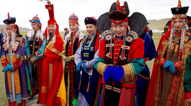 trang phục Mông Cổ